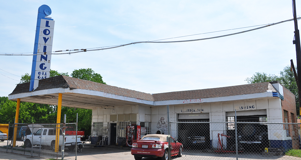 Texas Icebox & Modern Gas Stations