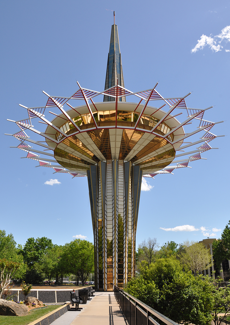 ORU Prayer Tower, Oklahoma City, USA (Frank Wallace, 1967) r/ImagesOfUSA