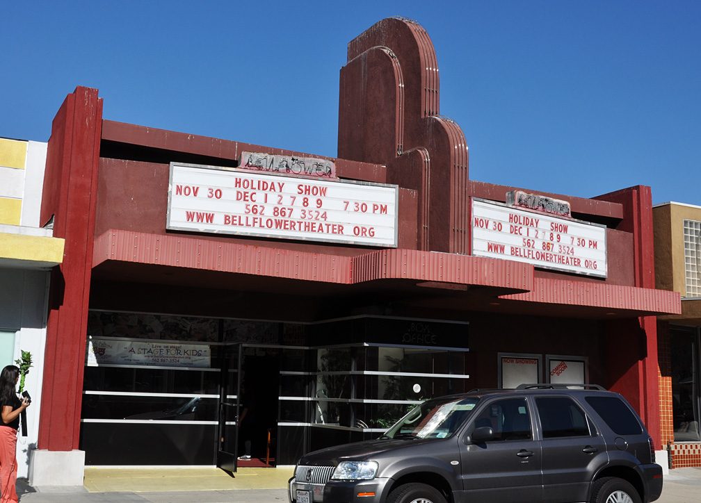California Movie Theatres