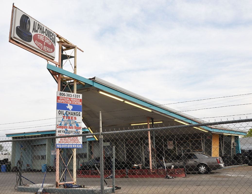 Texas Icebox & Modern Gas Stations