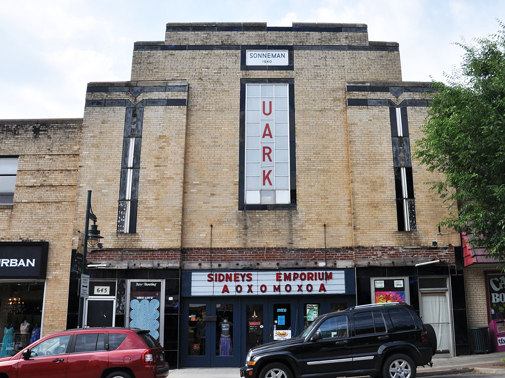Arkansas Movie Theatres