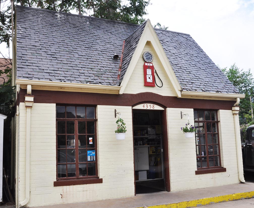 Colorado Gas Stations