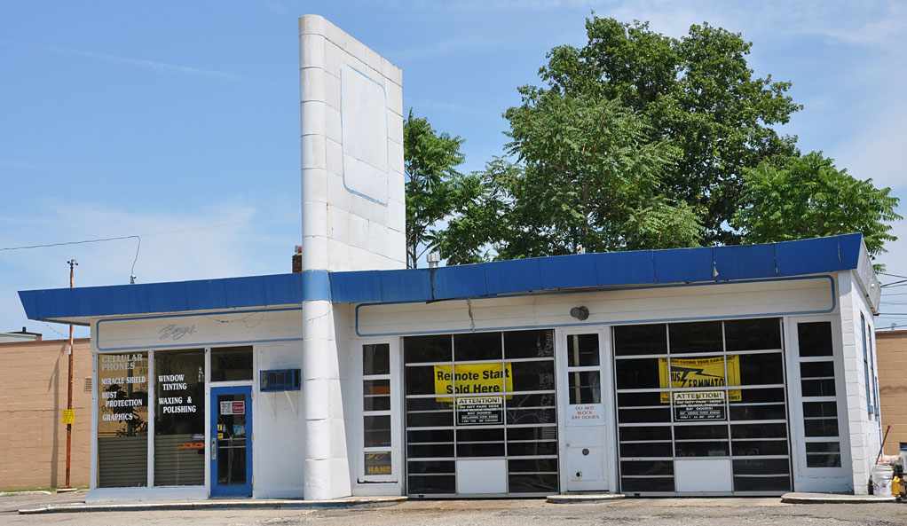 Ohio Icebox & Modern Gas Stations