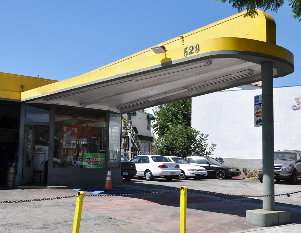 California Gas Stations