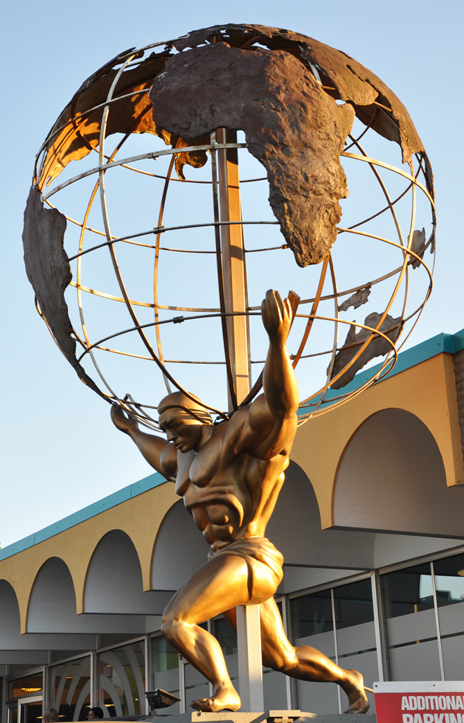 Statues Outside the U.S.