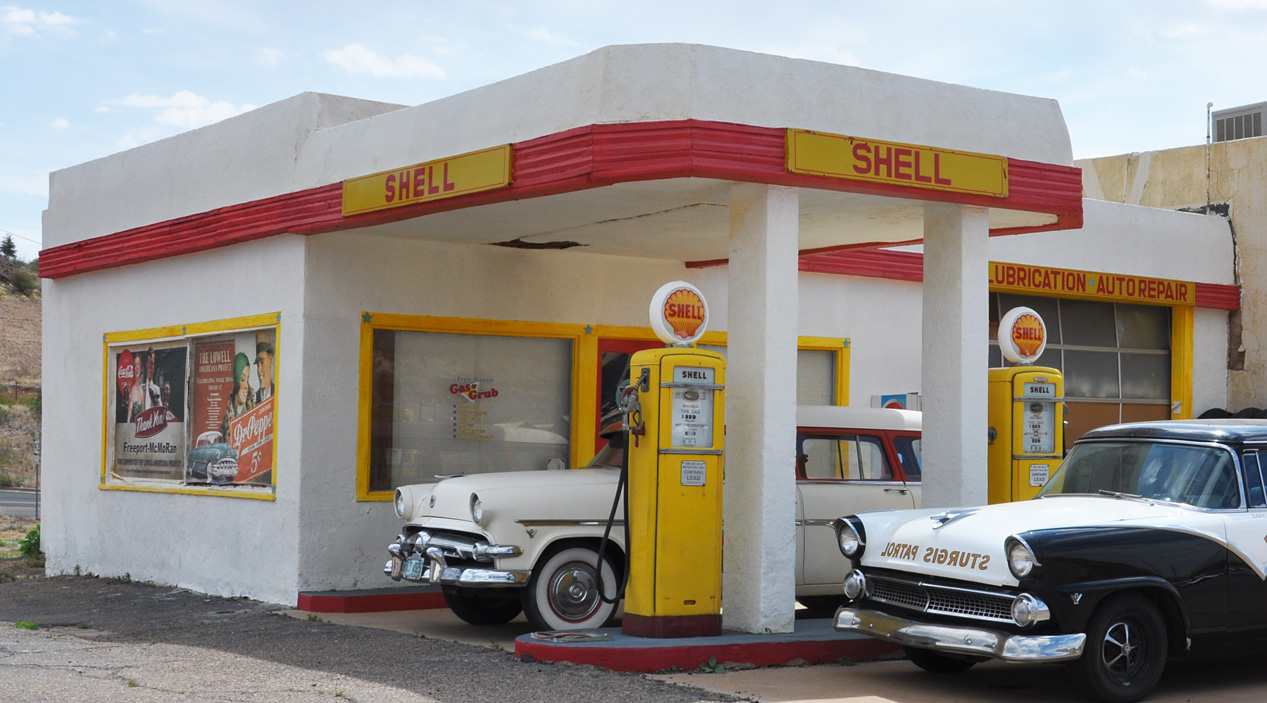 Arizona Icebox & Modern Gas Stations