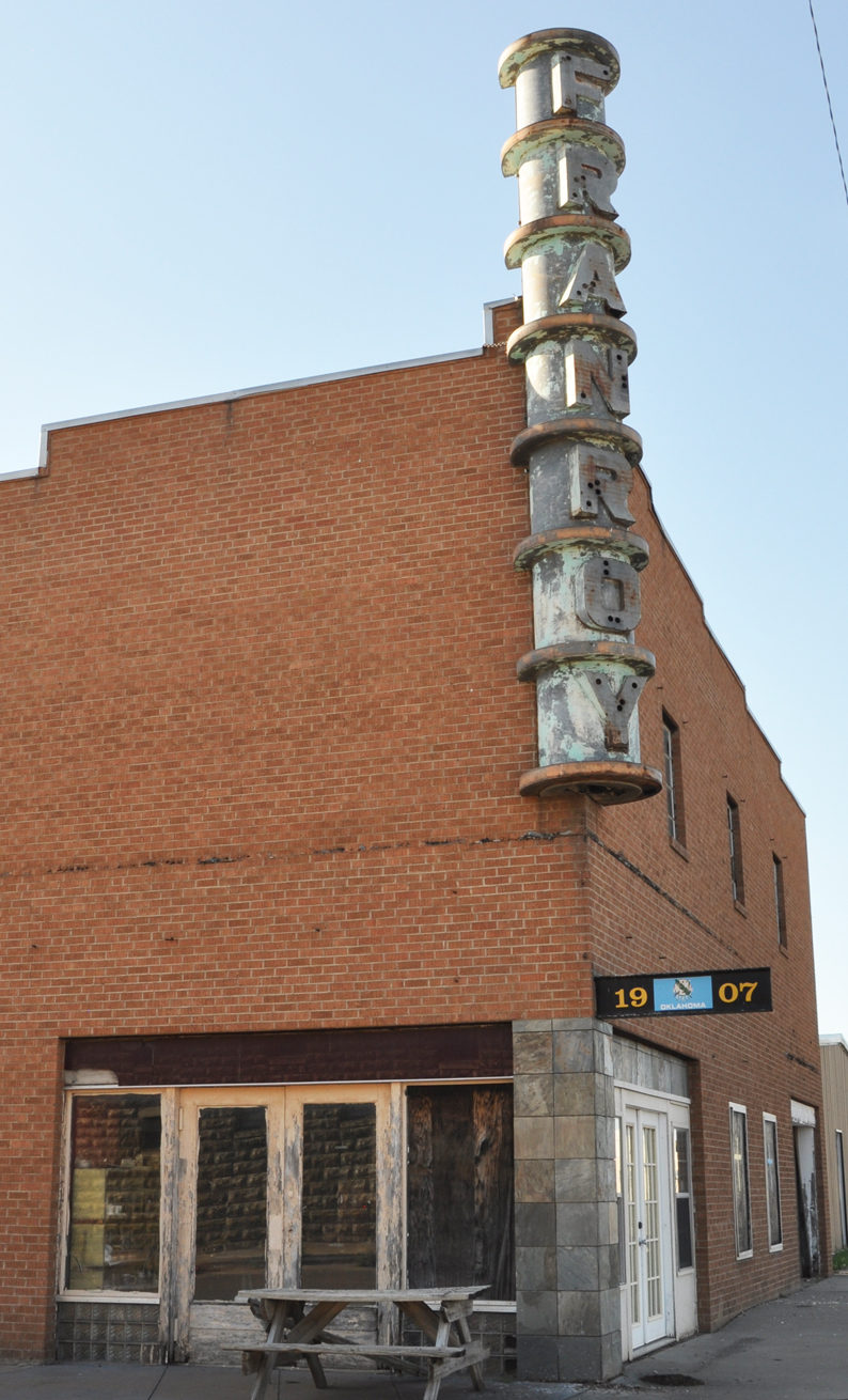 Oklahoma Movie Theatres