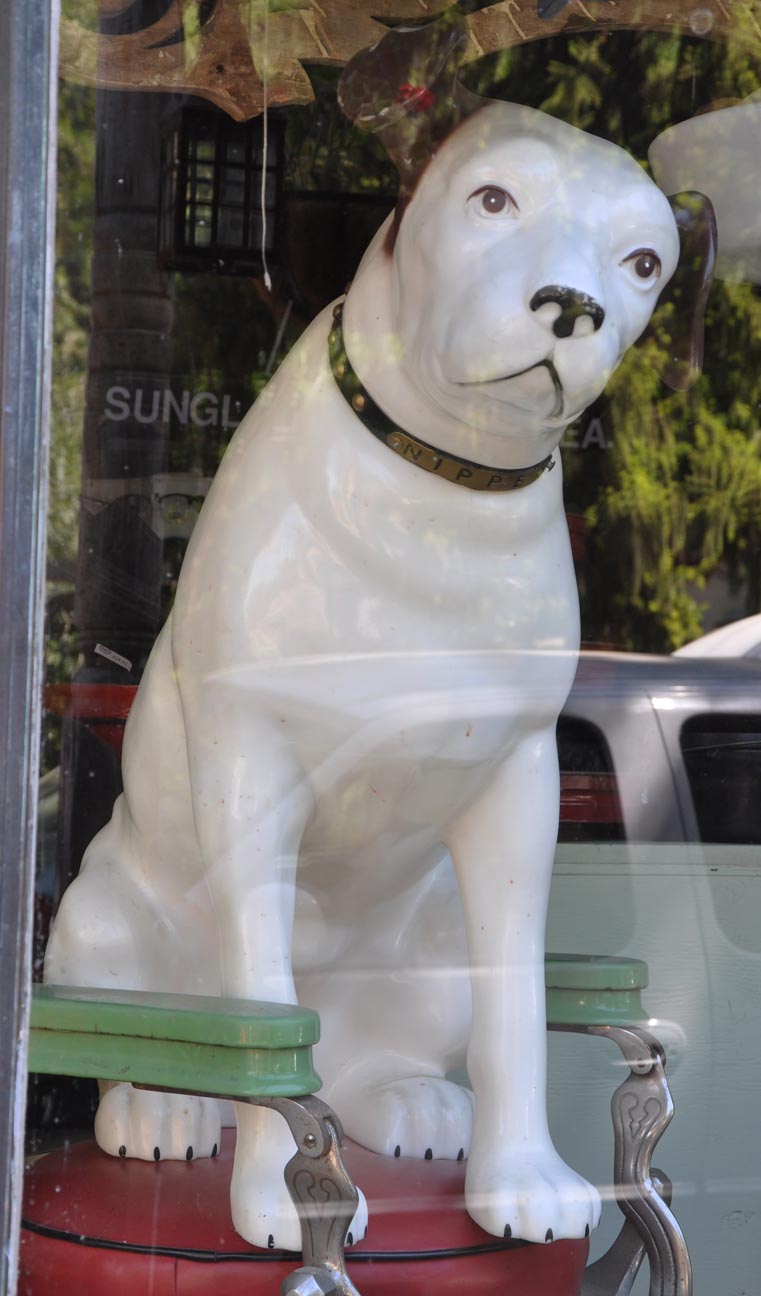 Nipper Statues