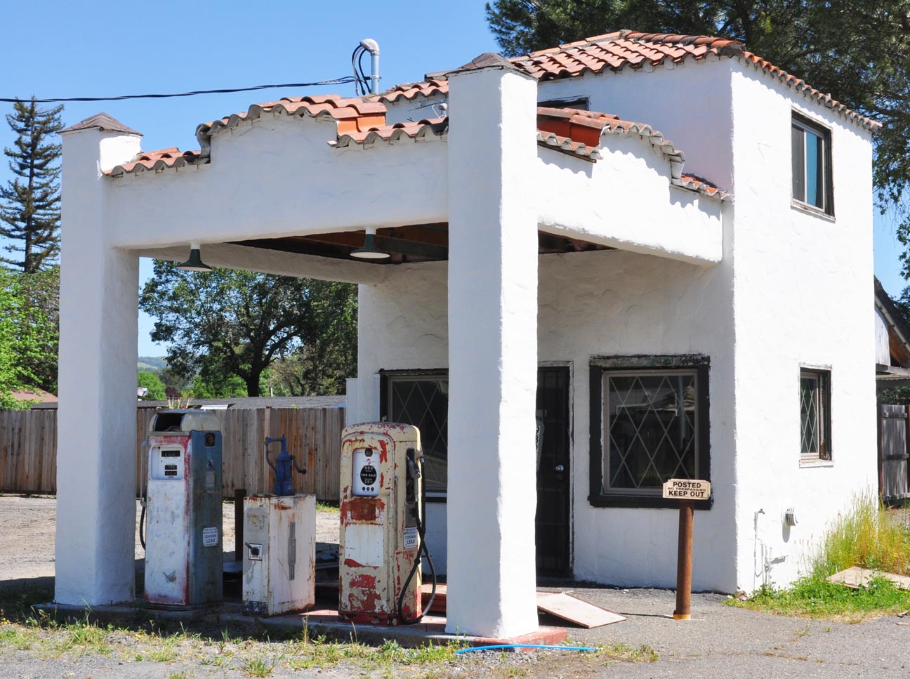 California Gas Stations
