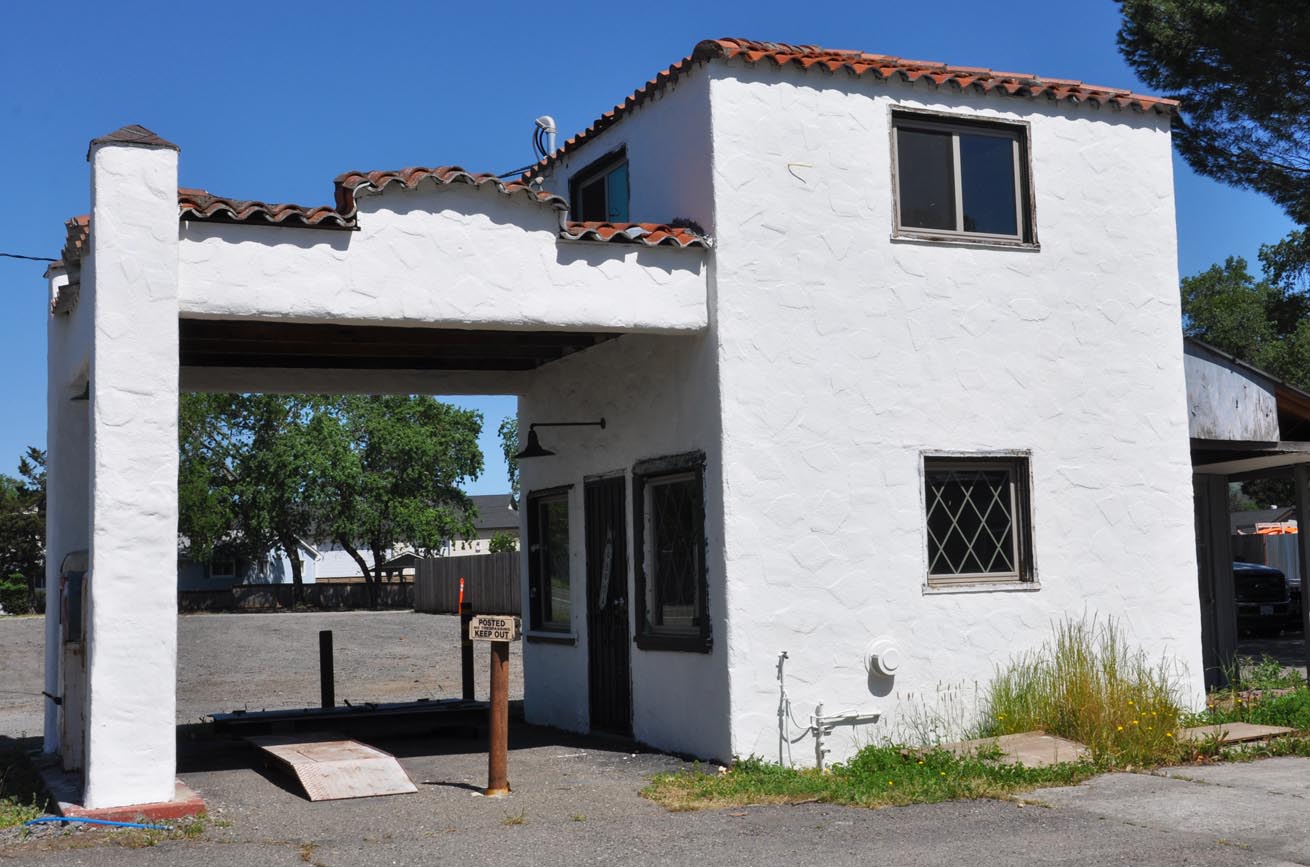 California Gas Stations