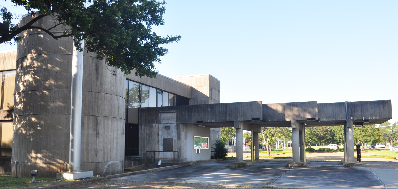 Louisiana MidCentury Modern Banks