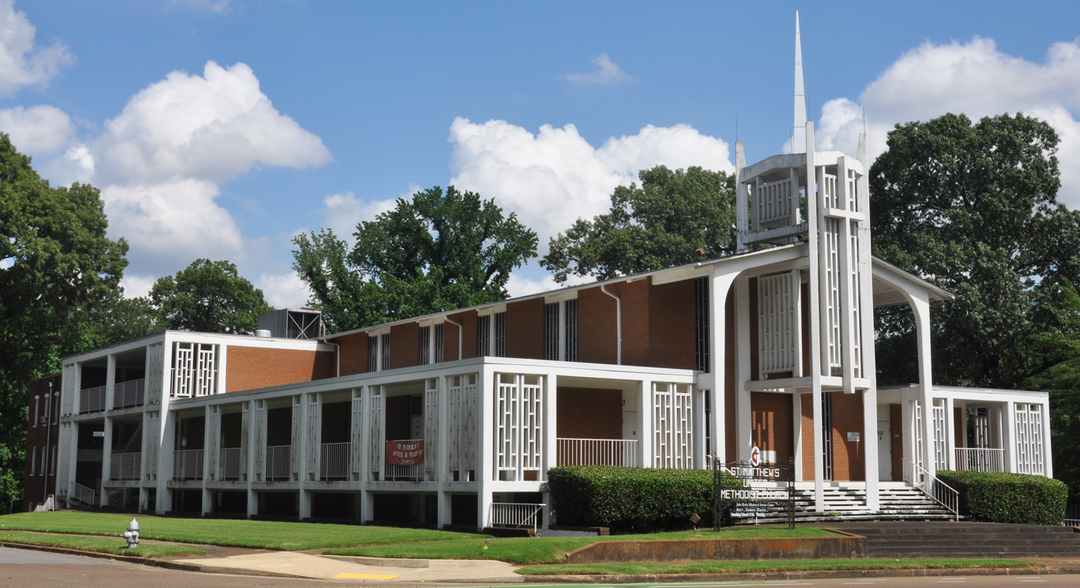 Tennessee MidCentury Modern Churches
