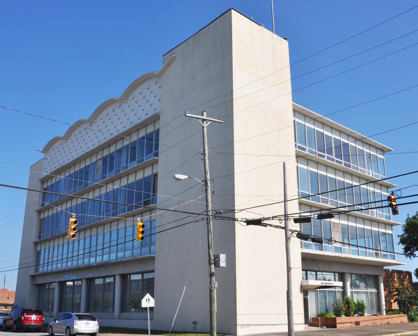 Mississippi MidCentury Modern Banks