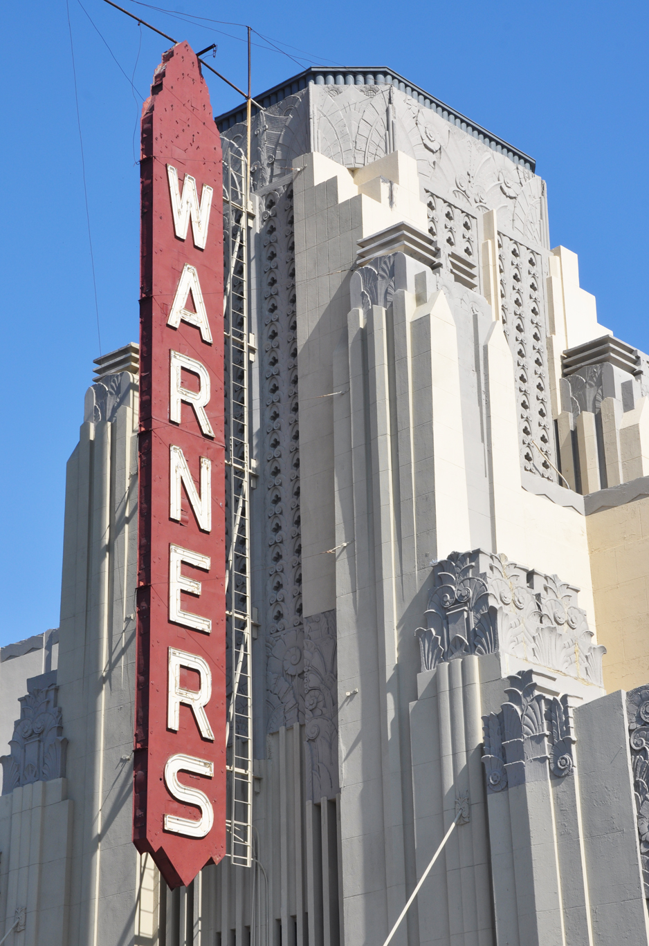 California Movie Theatres