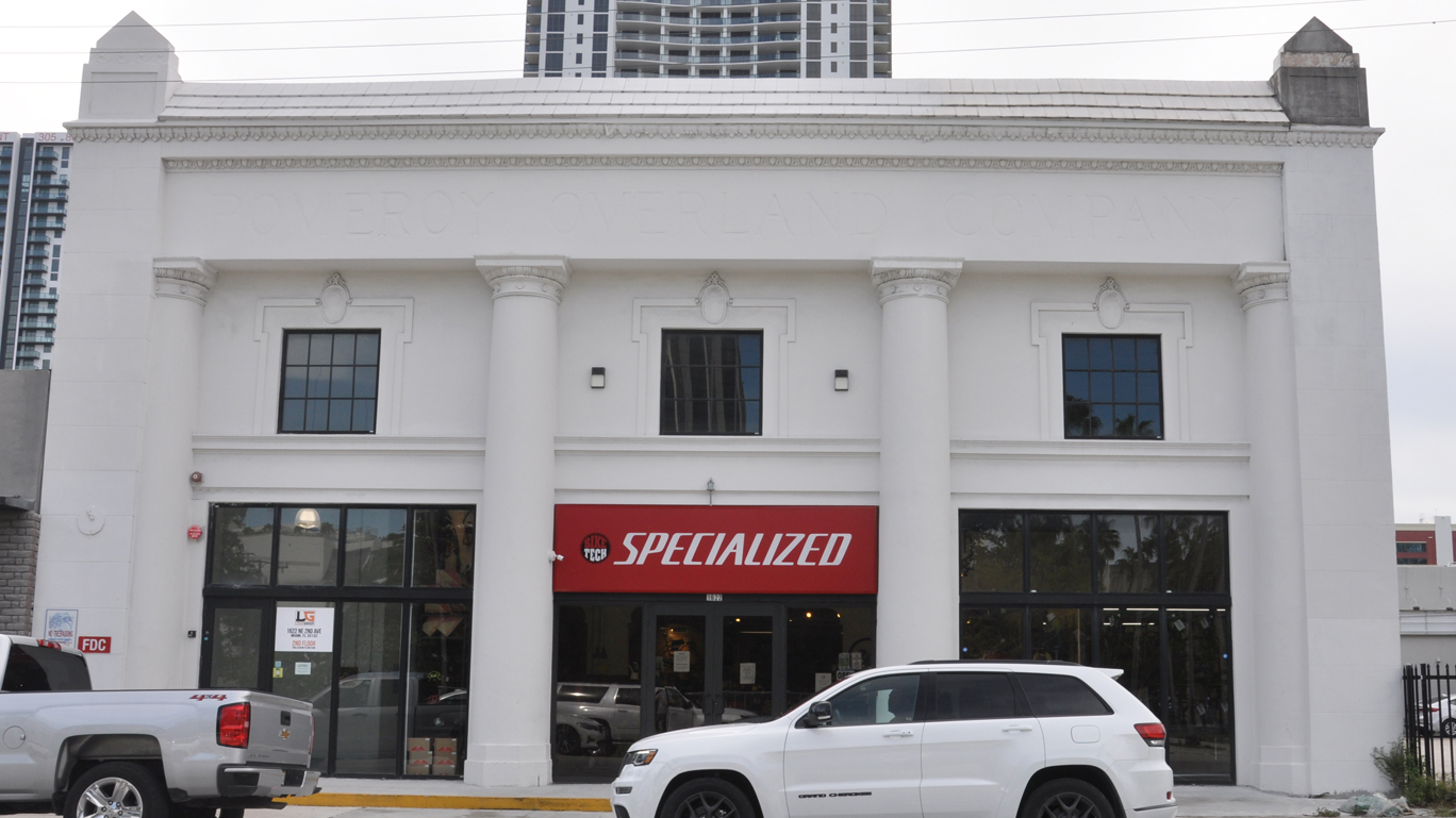 Florida Car Showrooms & Dealerships