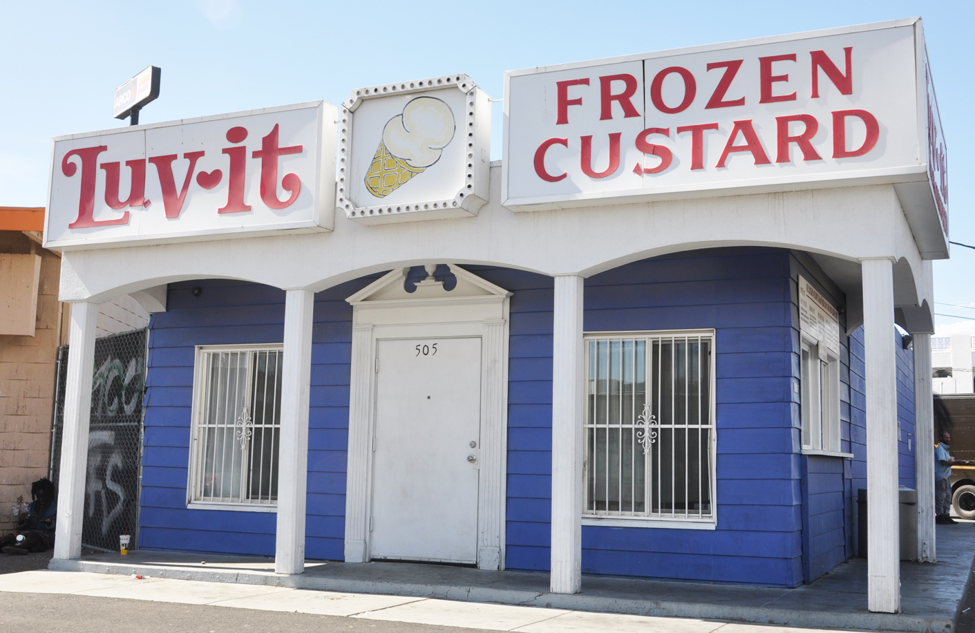 Frozen Custard Stands