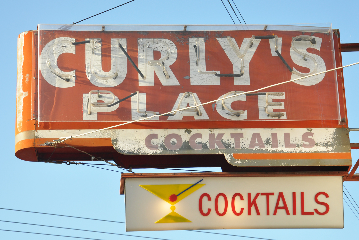 Hayward & San Leoandro Signs