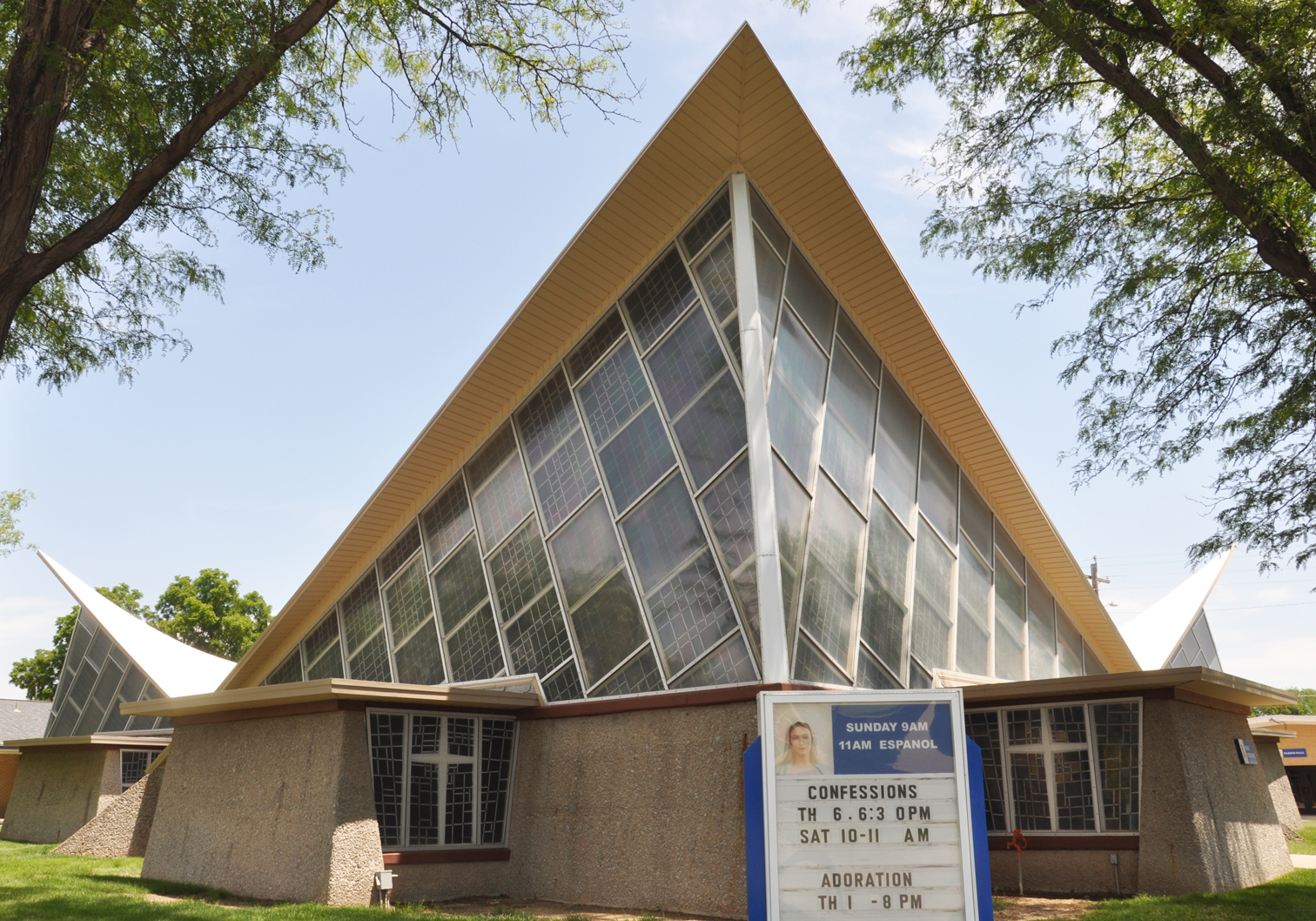 Kansas MidCentury Modern Churches