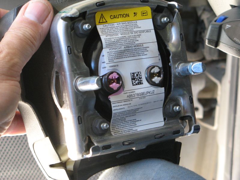 Repairing the clockspring. Ick. Chevy TrailBlazer, TrailBlazer SS and