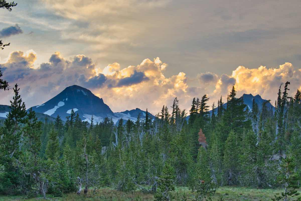 Golden Lake Hike Image