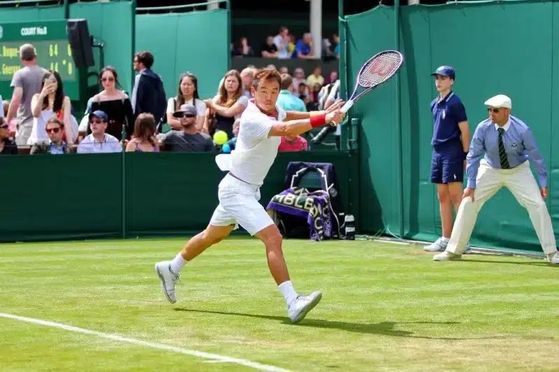 Discover the best places to watch Wimbledon in London Roaming Required