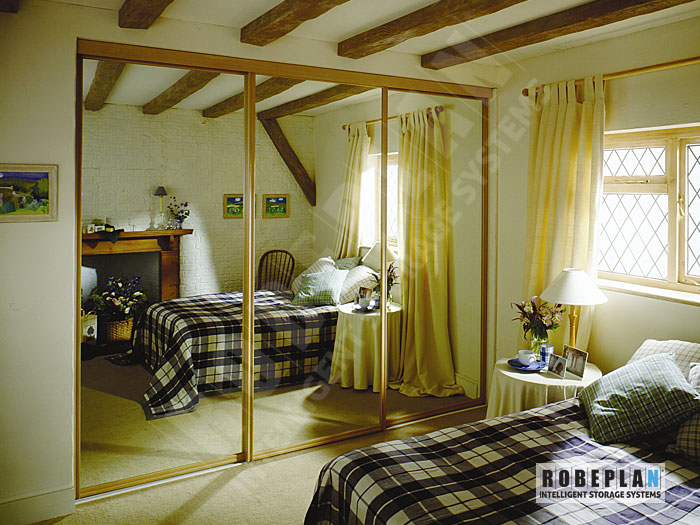 Robeplan Sliding Wardrobes Dublin Ireland