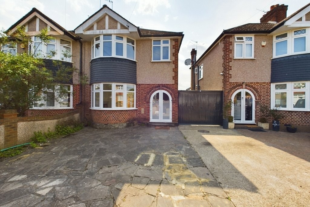 Royal Crescent, South Ruislip, 3 bedroom, Semi Detached House