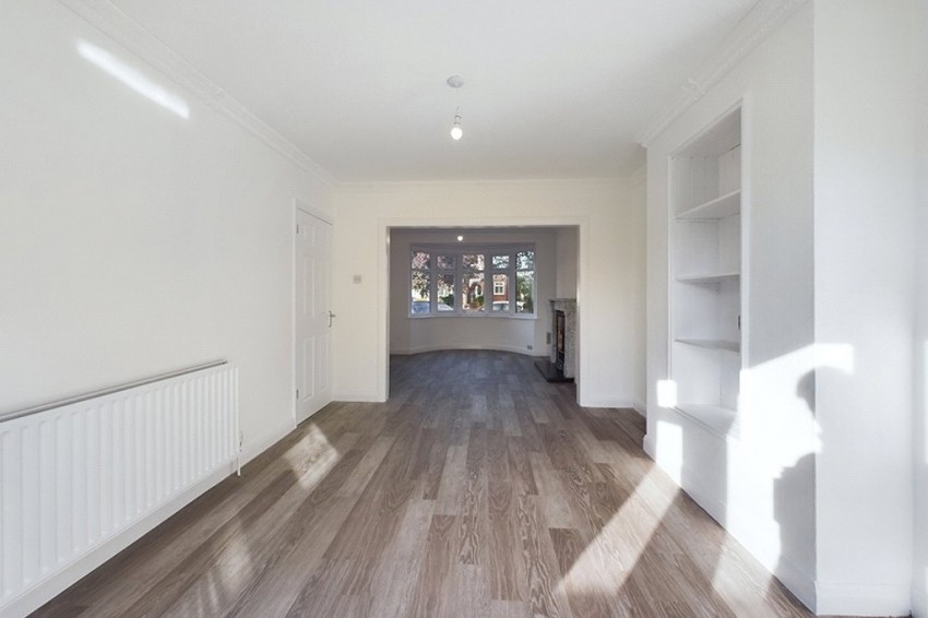 Royal Crescent, South Ruislip, 3 bedroom, Semi Detached House