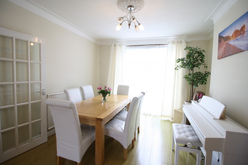 Boundary Road, Pinner, 3 bedroom, Semi Detached House