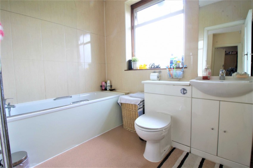 Boundary Road, Pinner, 3 bedroom, Semi Detached House
