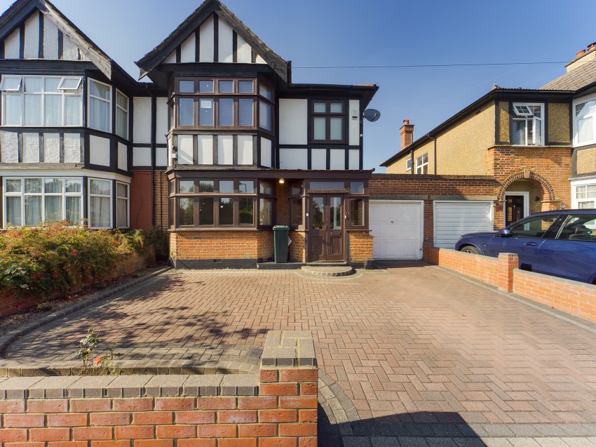 Eastcote, Pinner, Middlesex, 3 bedroom, Semi Detached House