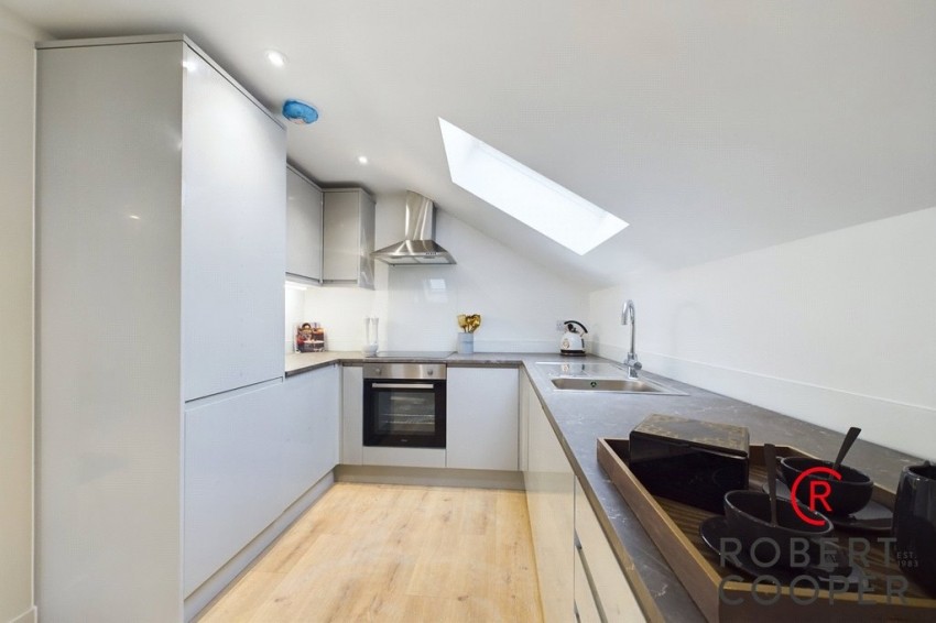 Long Drive, South Ruislip, 2 bedroom, Upper Floor Flat