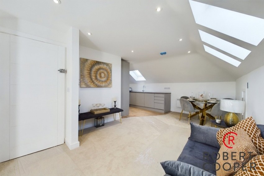 Long Drive, South Ruislip, 2 bedroom, Upper Floor Flat