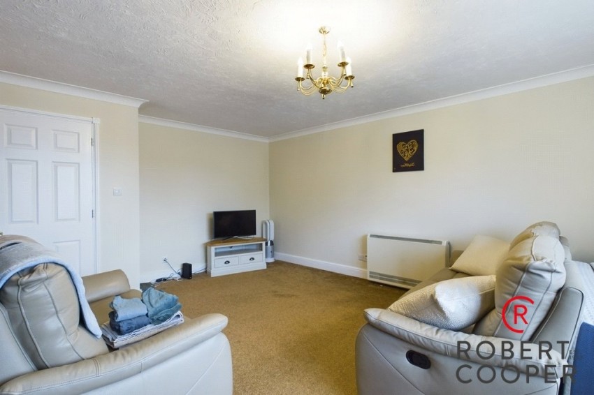 Winslow Close, Eastcote, 2 bedroom, Penthouse Flat