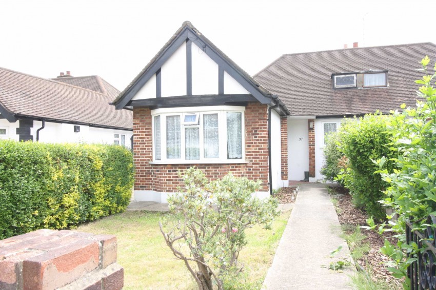 The Croft, Ruislip, 3 bedroom, Semi Detached Bungalow