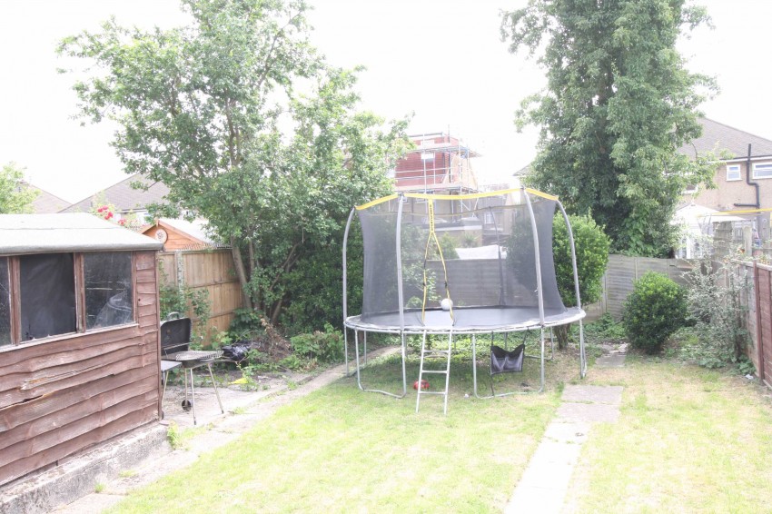 The Croft, Ruislip, 3 bedroom, Semi Detached Bungalow