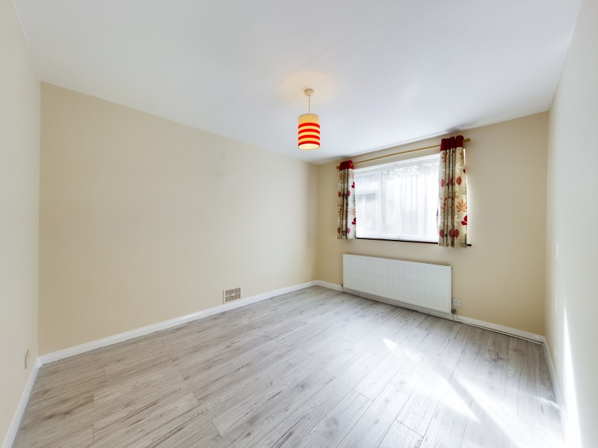 Church Road, Northolt, 2 bedroom, Ground Floor Flat
