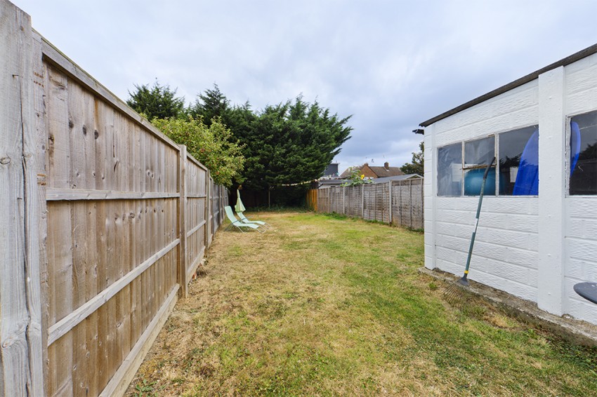 Royal Crescent, South Ruislip, Middlesex, 3 bedroom, Semi Detached House