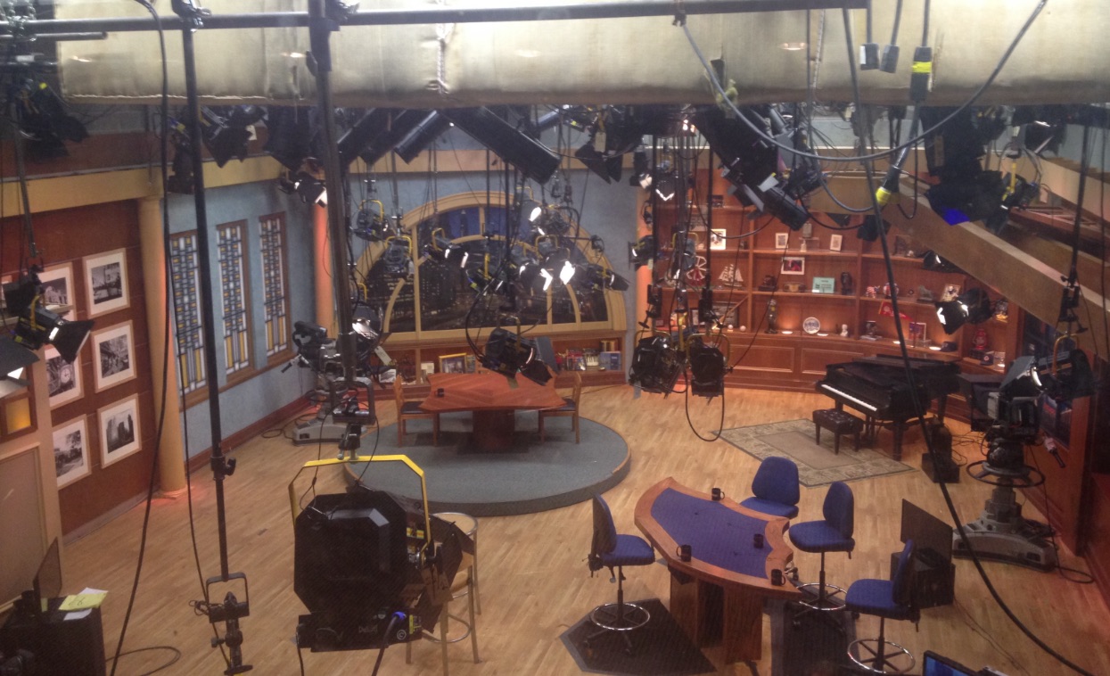 Robservations Chicago pubcasters launch news partnership