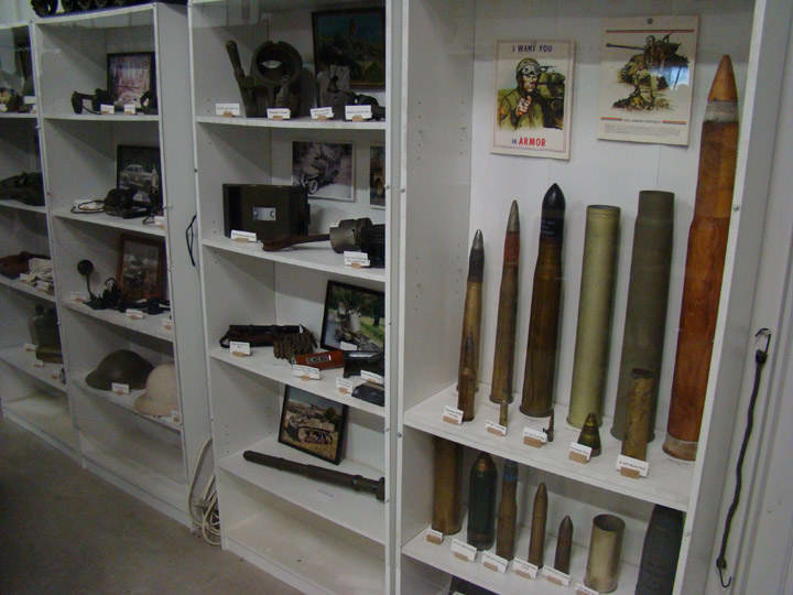 ROBERTS ARMORY WORLD WAR II MUSEUM ROCHELLE, ILLINOIS