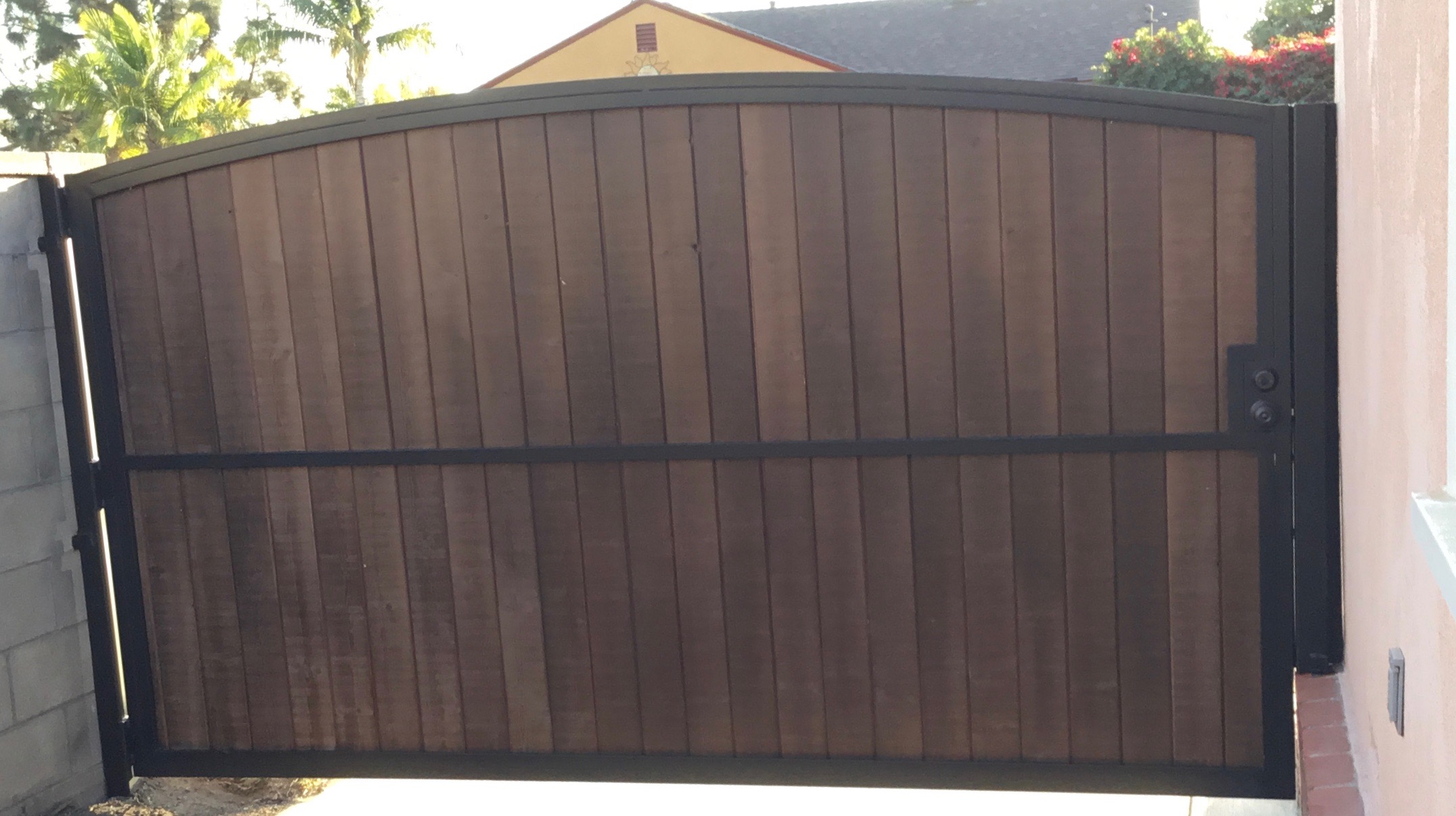 Gallery >Iron Gates/Railings Roberts Iron Works Inc