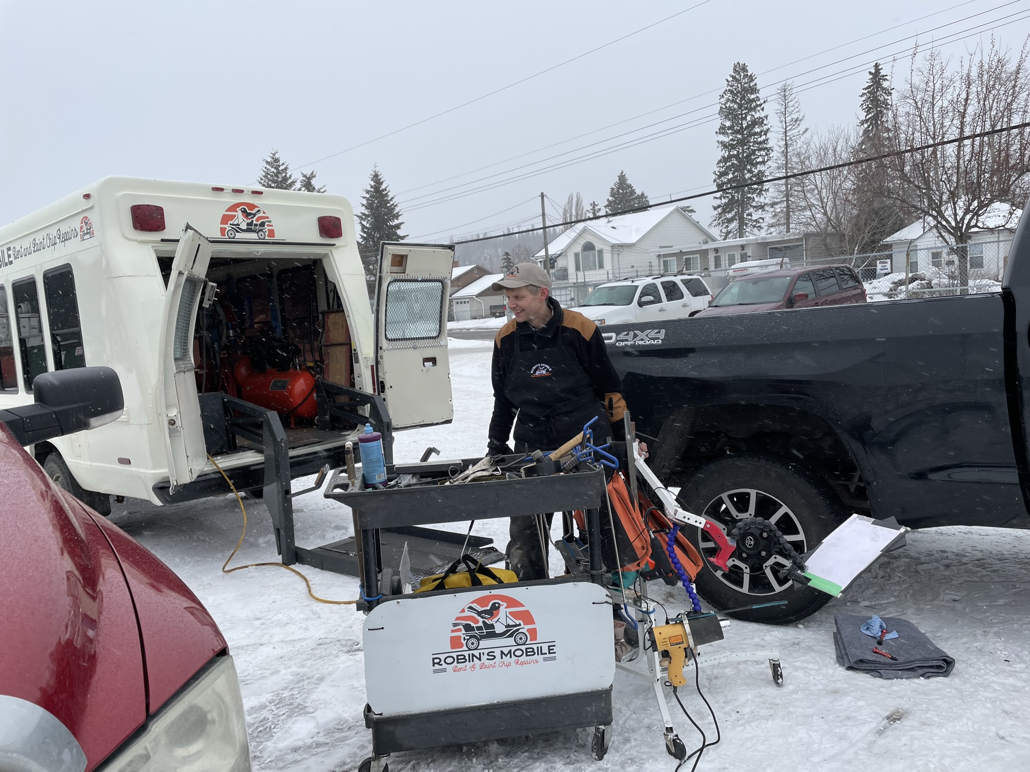 Home Robin's Mobile Dent & Paint Chip Repairs