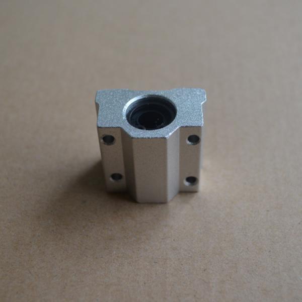 SCS8UU Linear Slide Block RobotDigg