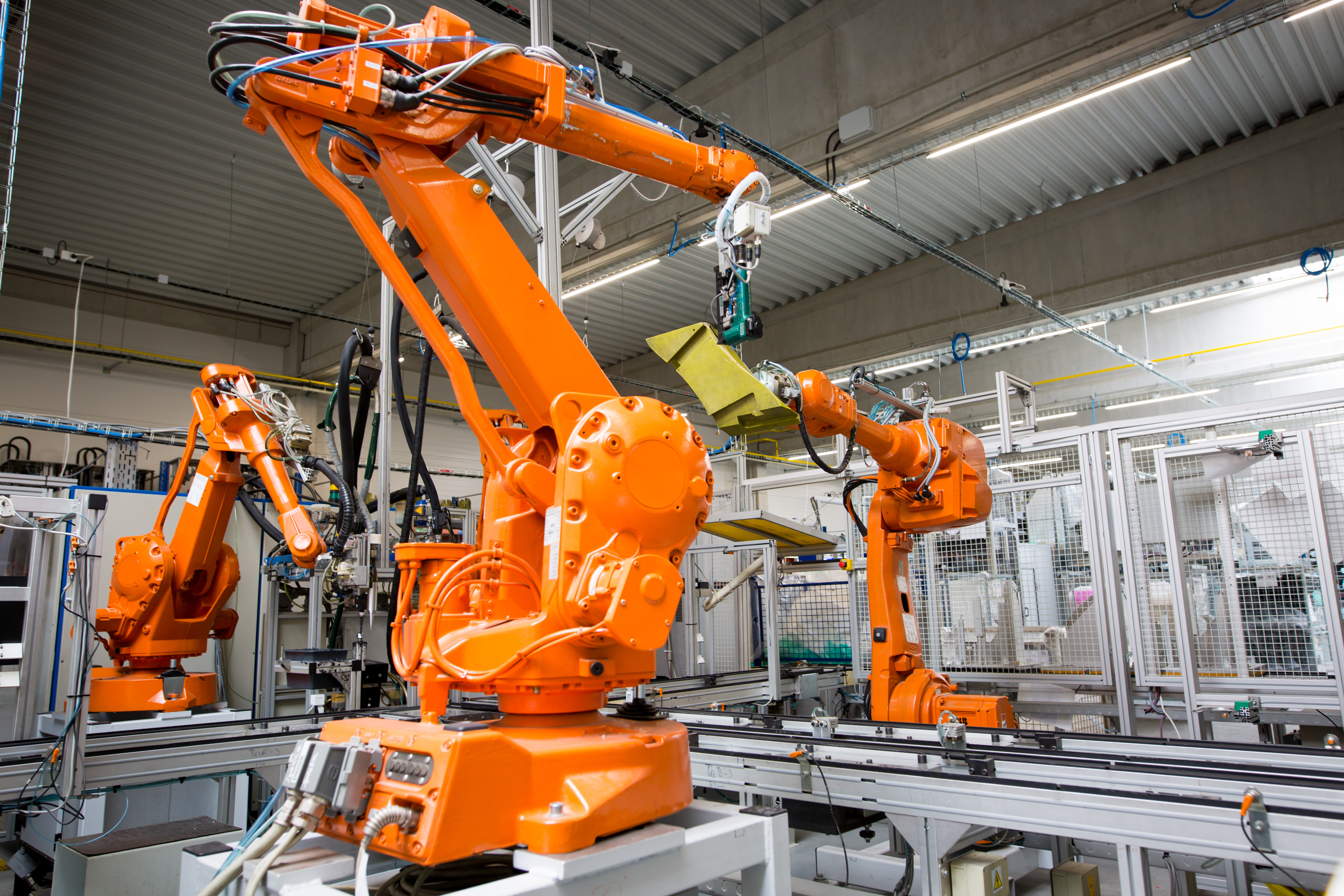 Industrial automatic robot arms in the production line, inteligent