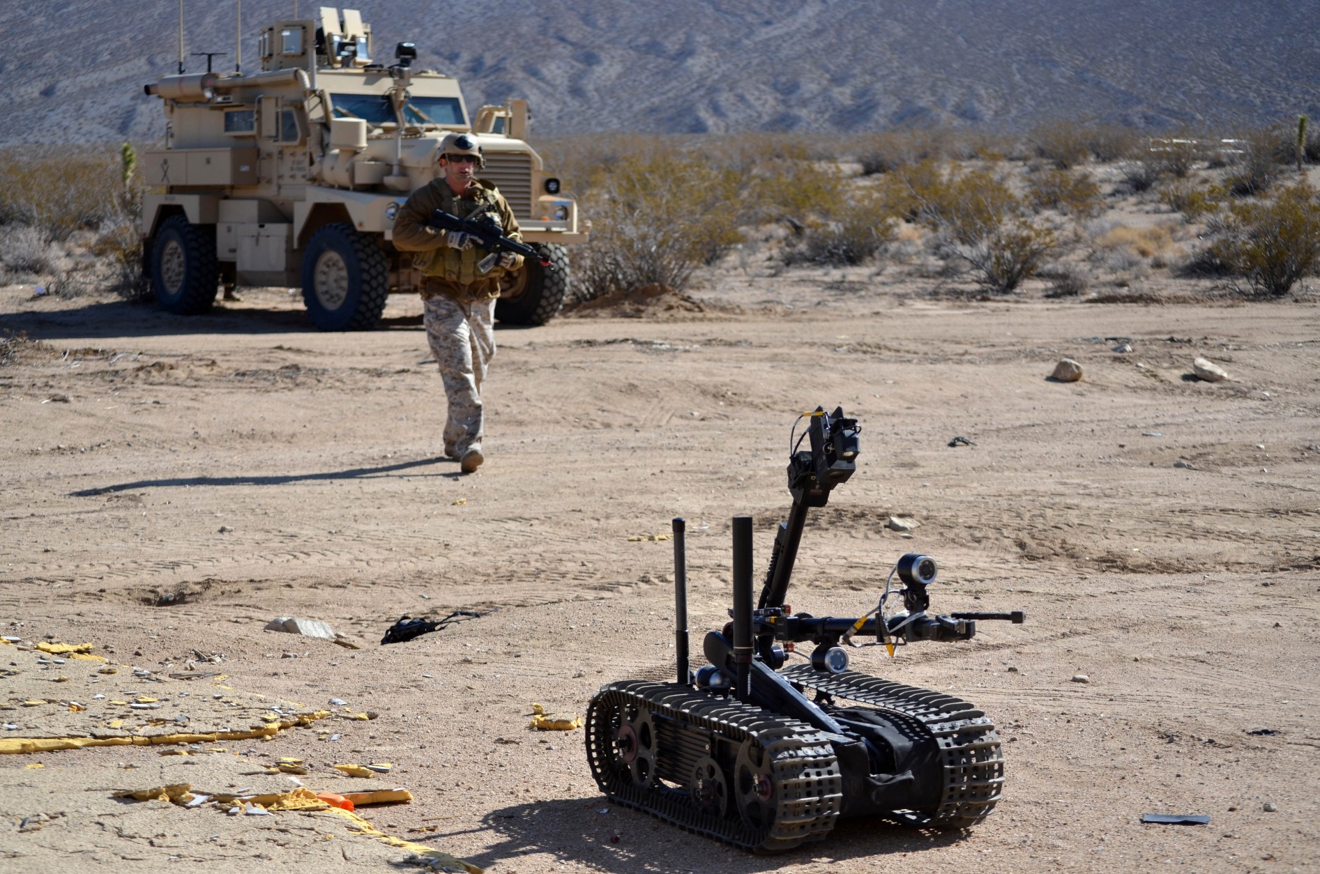 Military Robots History, Types, Use and How it work? Robots Science