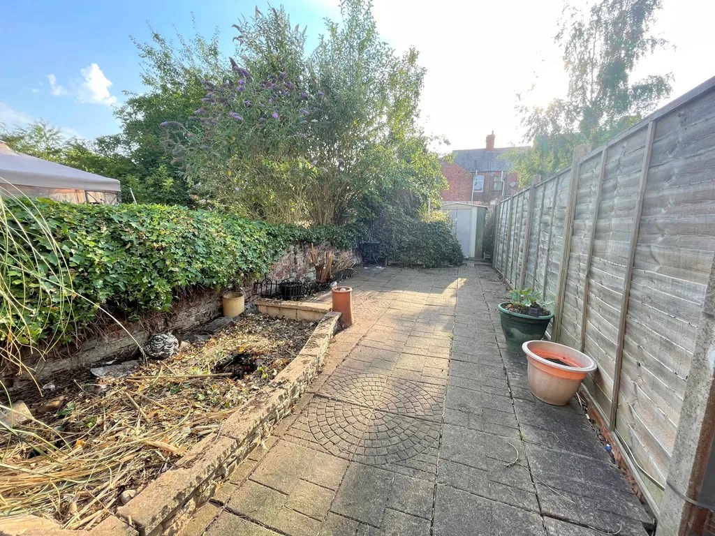Central Road, Hugglescote Rochester Williams Lettings