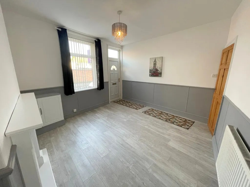 Central Road, Hugglescote Rochester Williams Lettings