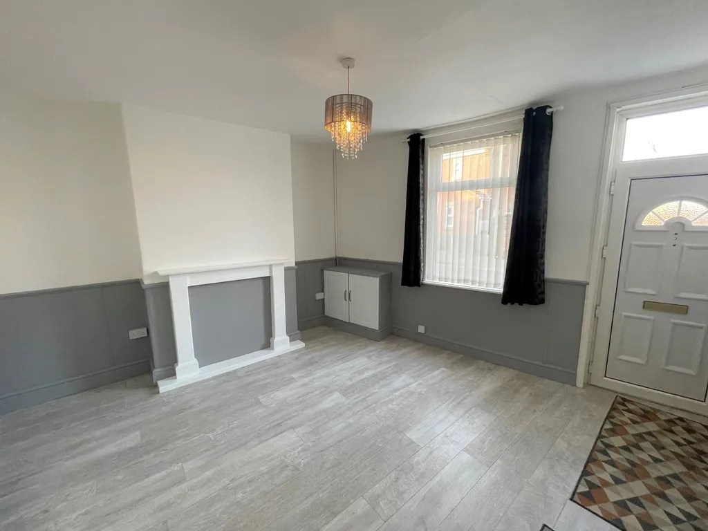 Central Road, Hugglescote Rochester Williams Lettings