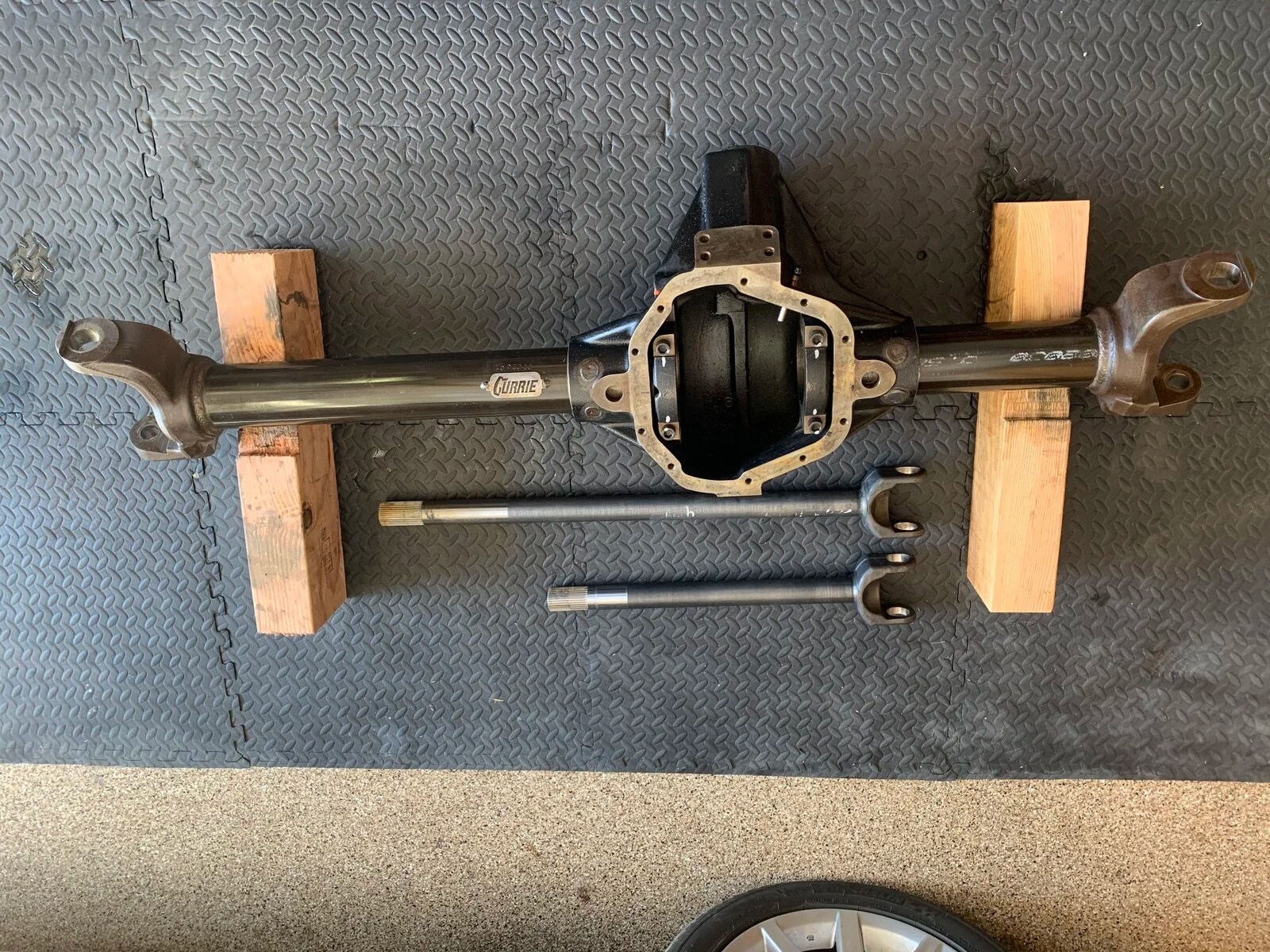 For Sale CURRIE ROCK JOCK FRONT EXTREME 60 WITH INNER AXLES