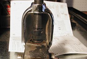 ROCKCRAWLER.com - U-Joint Tool Test